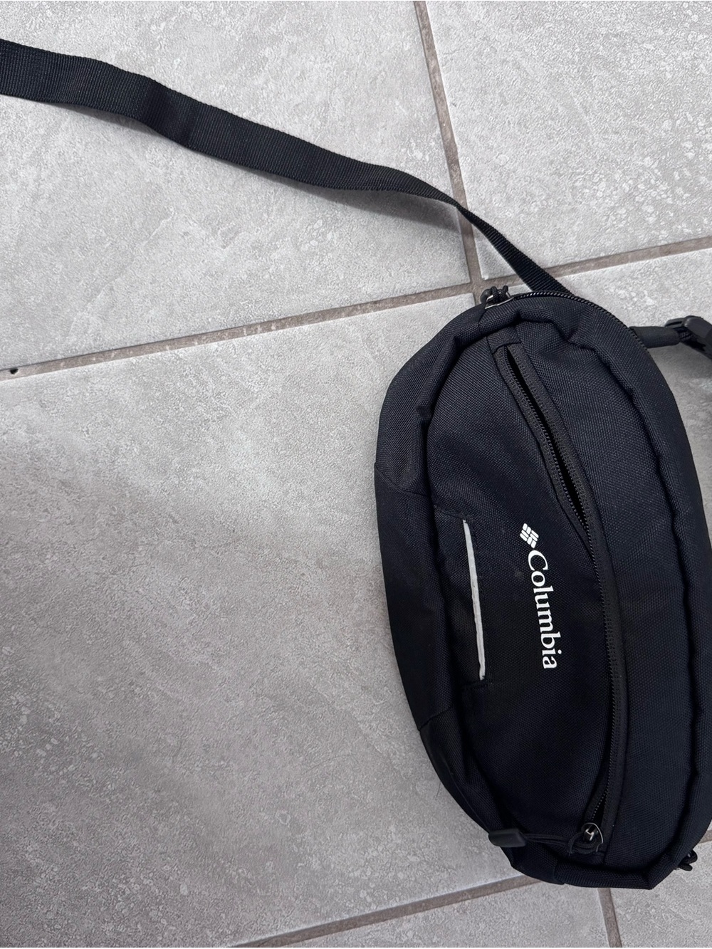 Columbia Black Belt Pack with Reflective Accent